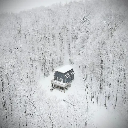 Mandy'S Mountain Chalet